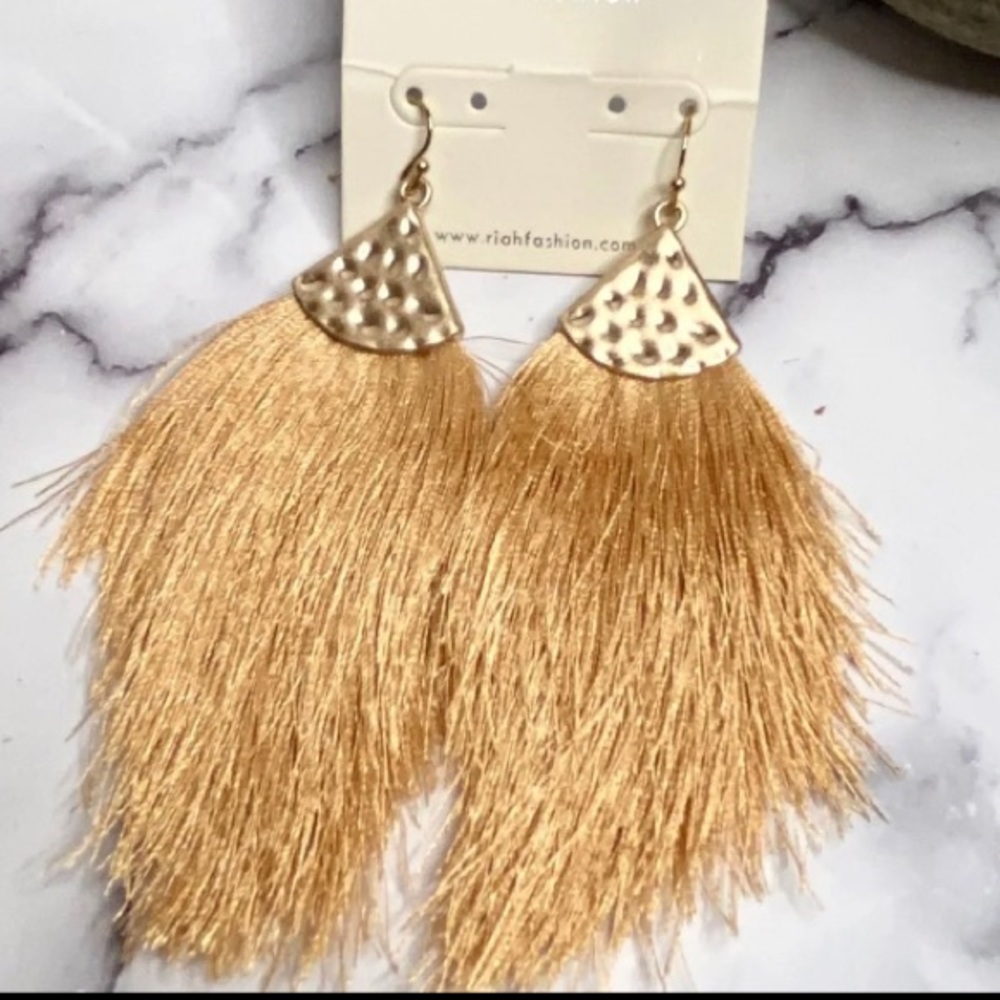Gold Fringe Earrings Mustard Camel - Picture 3 of 4